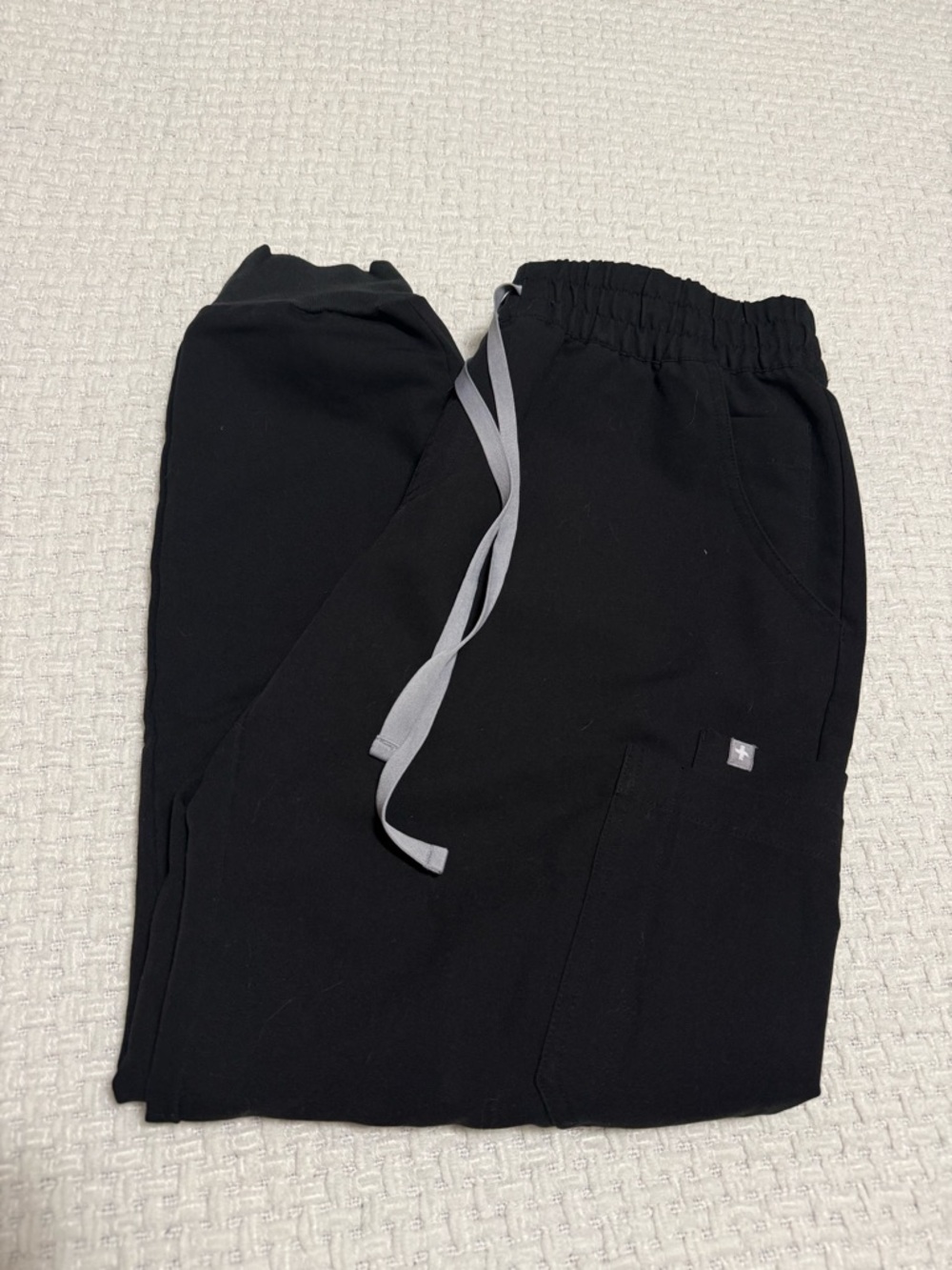 FIGS women’s Uman Relaxed Jogger Scrub Pants.  Black.  Medium.  🏥🩺🩻🧑‍⚕️ 👩🏽‍⚕️